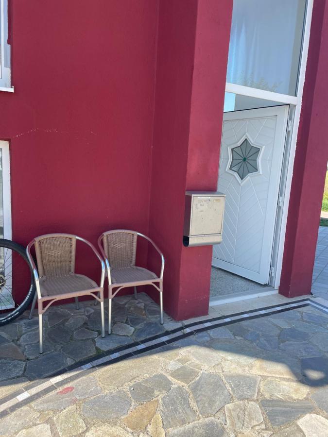 Apartament Mit Schlafzimmer Lahr  Exterior photo